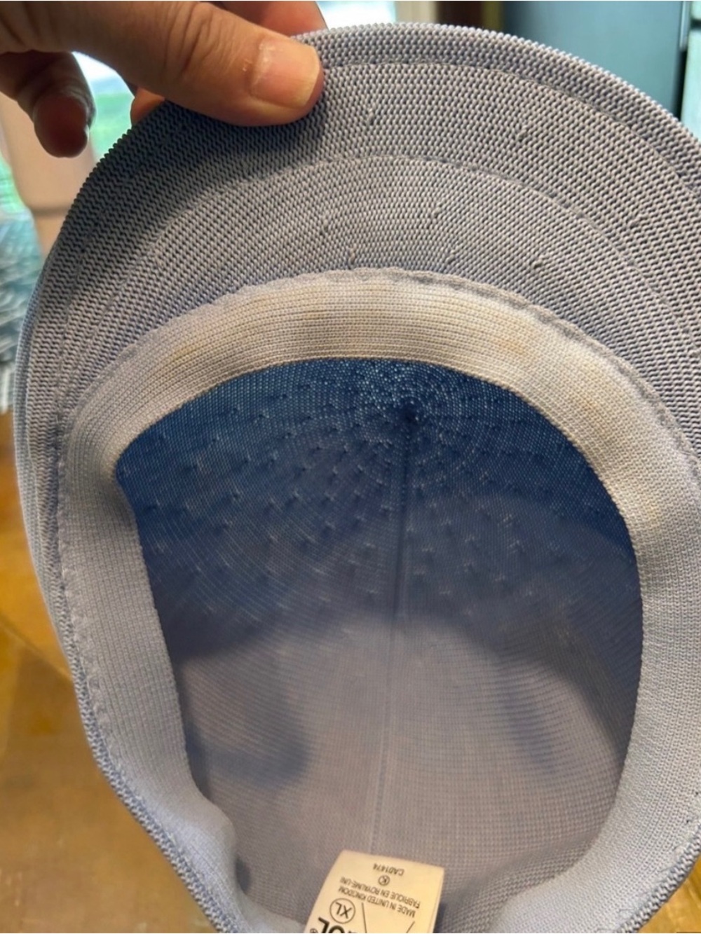 Kangol Men’s Pale Blue Knit Cap with Subtle Logo - Picture 4 of 4